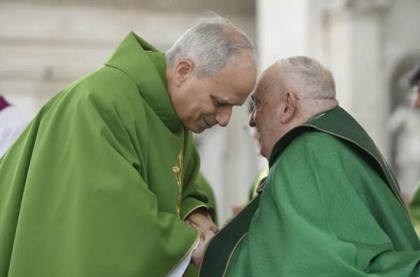 Đức Lêô XIV Kêu Gọi Đón Nhận Huấn Quyền Của Đức Phanxicô